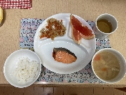 今日の給食11月8日